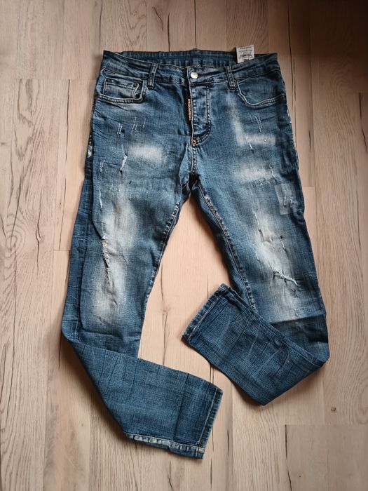 Blugi Dsquared2, bărbați