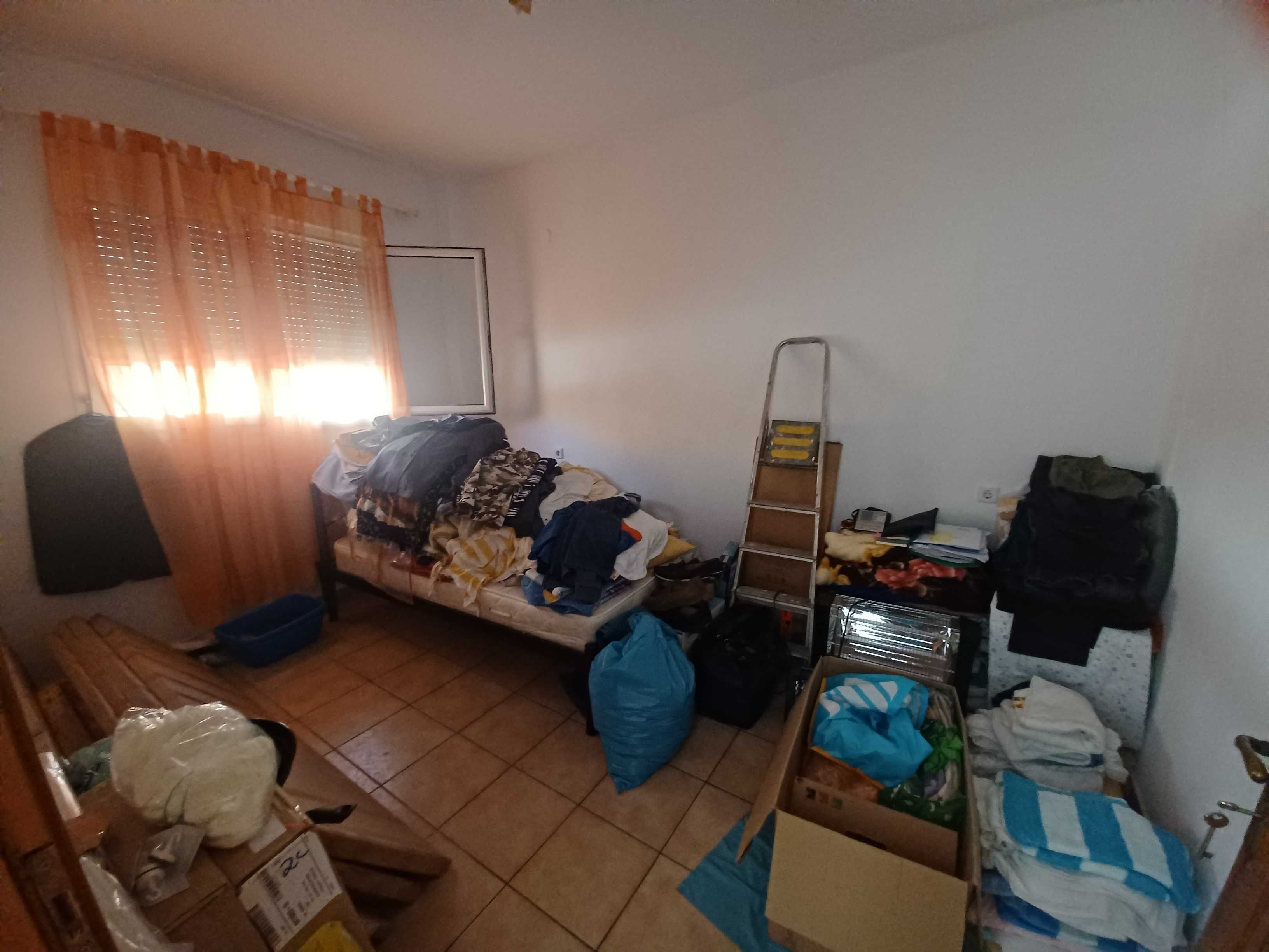 Продава апартамент с площ 45 м2 в ТОП центъра на Аспровалта, Гърция