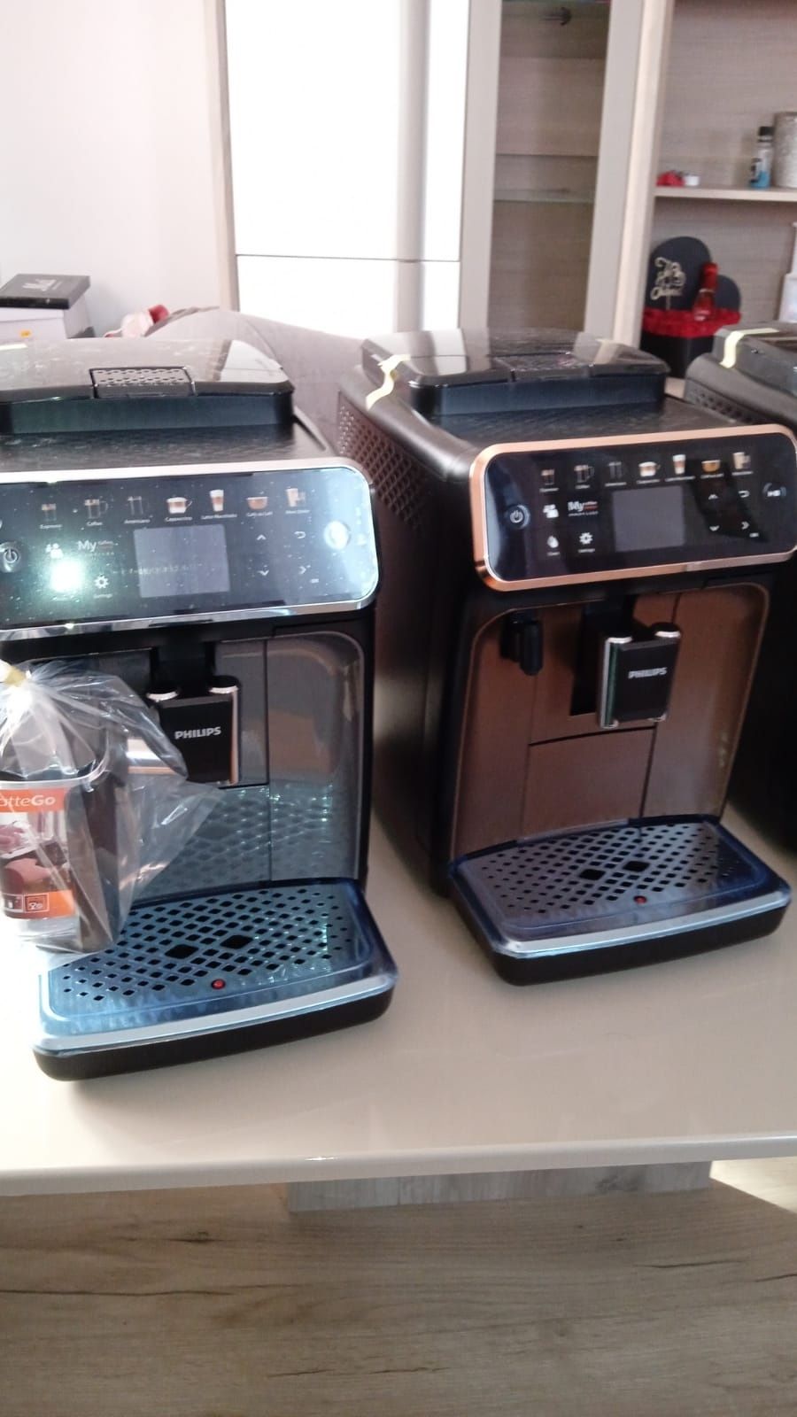 Espressor automat Philips seria 5400 LatteGo Sigilate AquaClean Bns