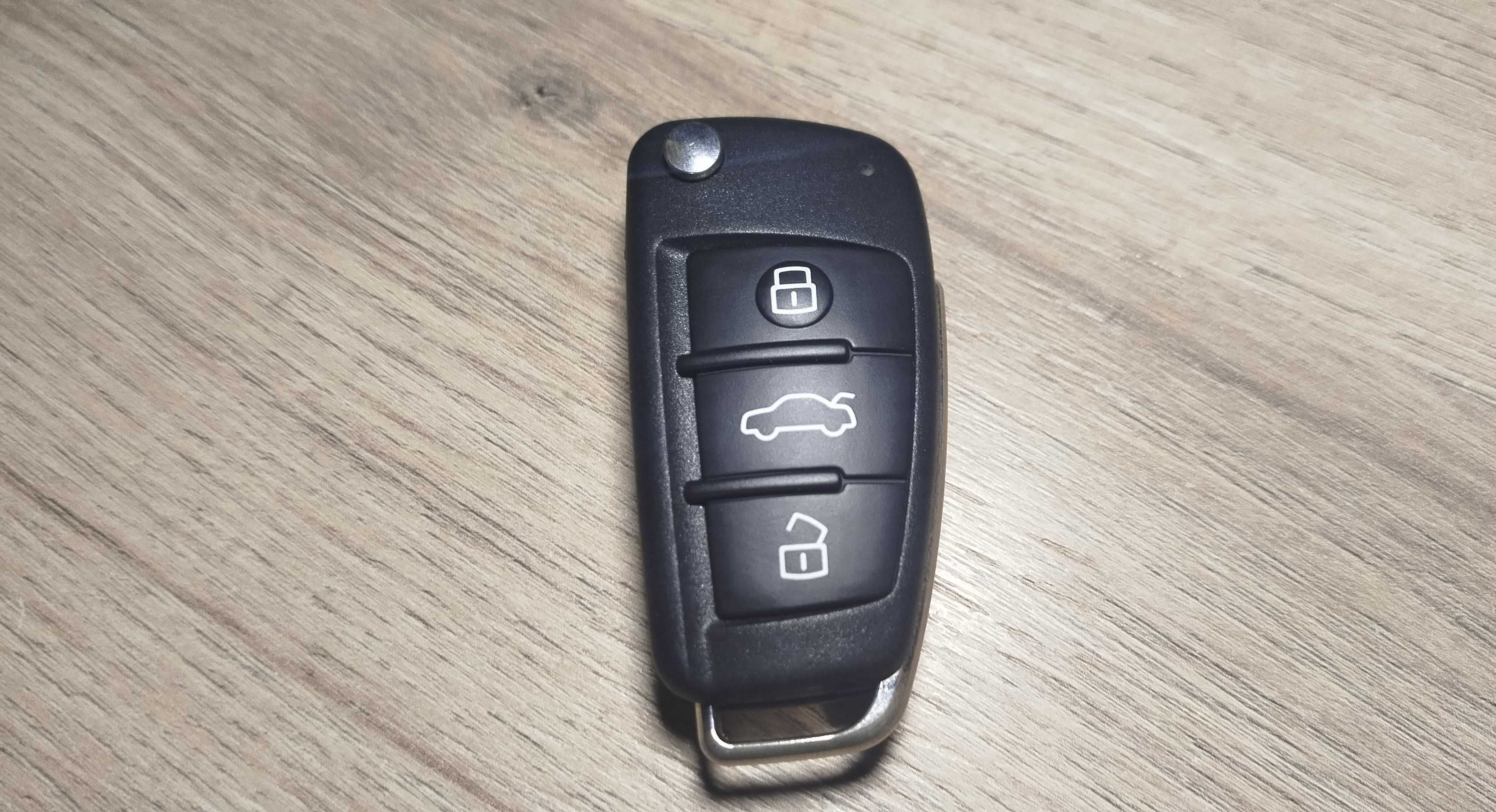 Audi дистанционно, ключ 8V0 837 220D Keyless Go, 434MHz, за A3 S3 RS3
