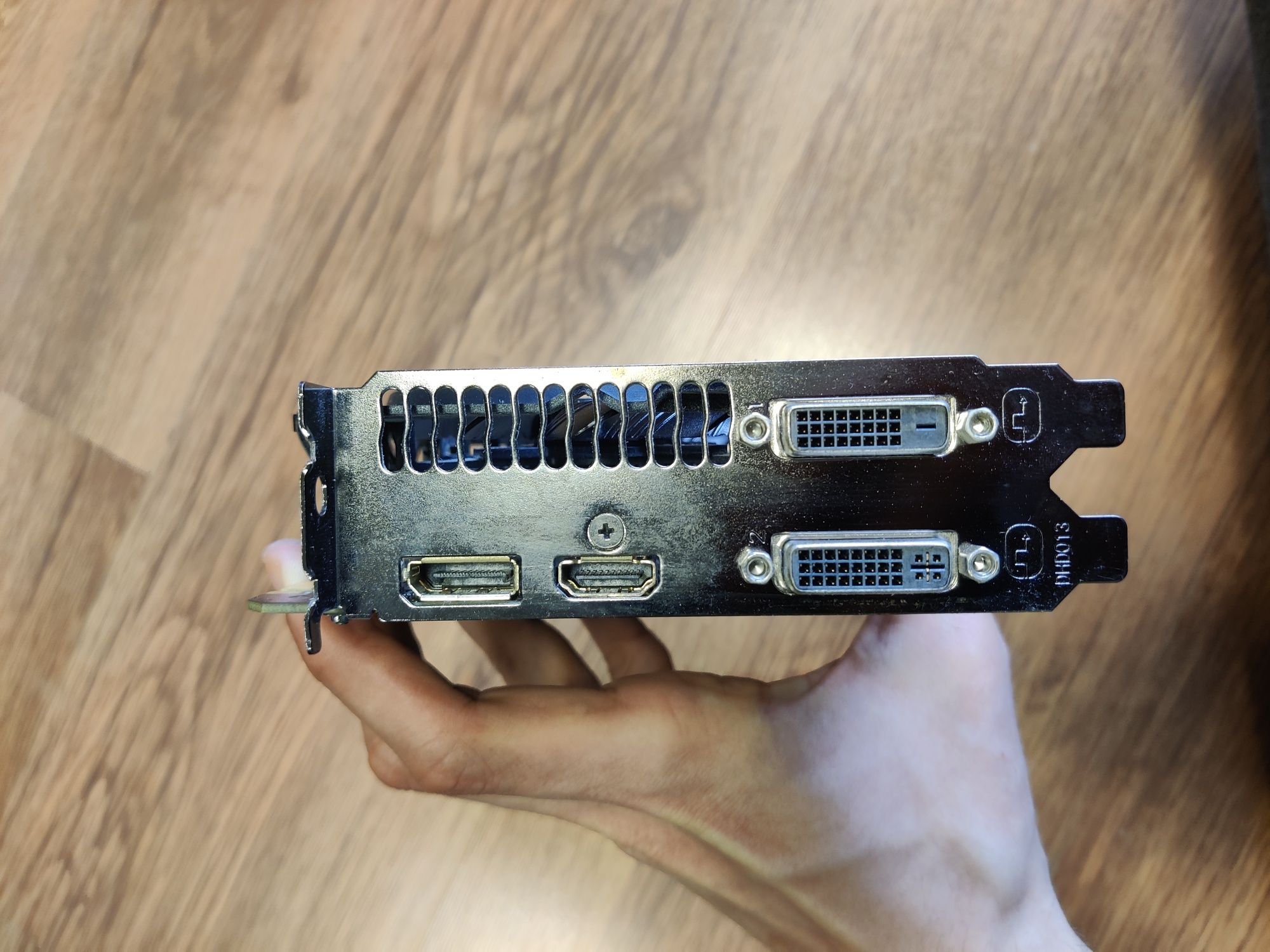 Видеокарта NVDIA GeForce Gigabyte Windforce 960