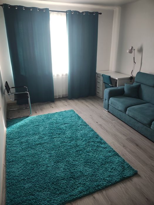 Închiriez apartament 2 camere ,ultracentral.