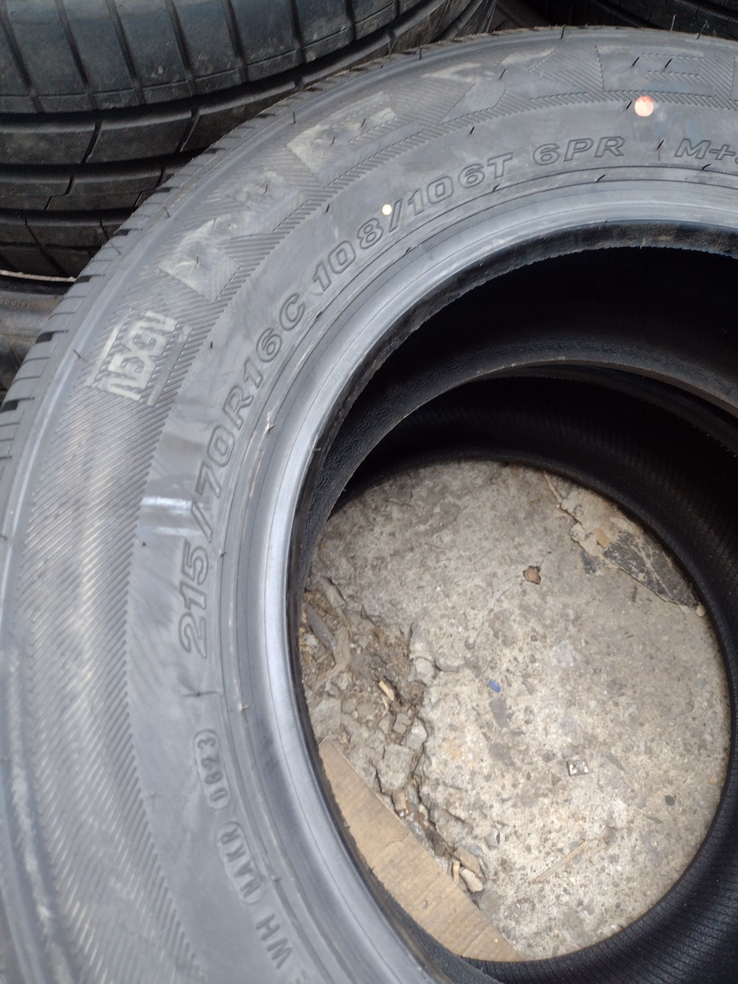 Нови 4бр.215/70/16С Nexen CP521 Дот 0623