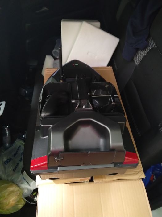 Vaporaș plantat și nădit cu 3 cuve