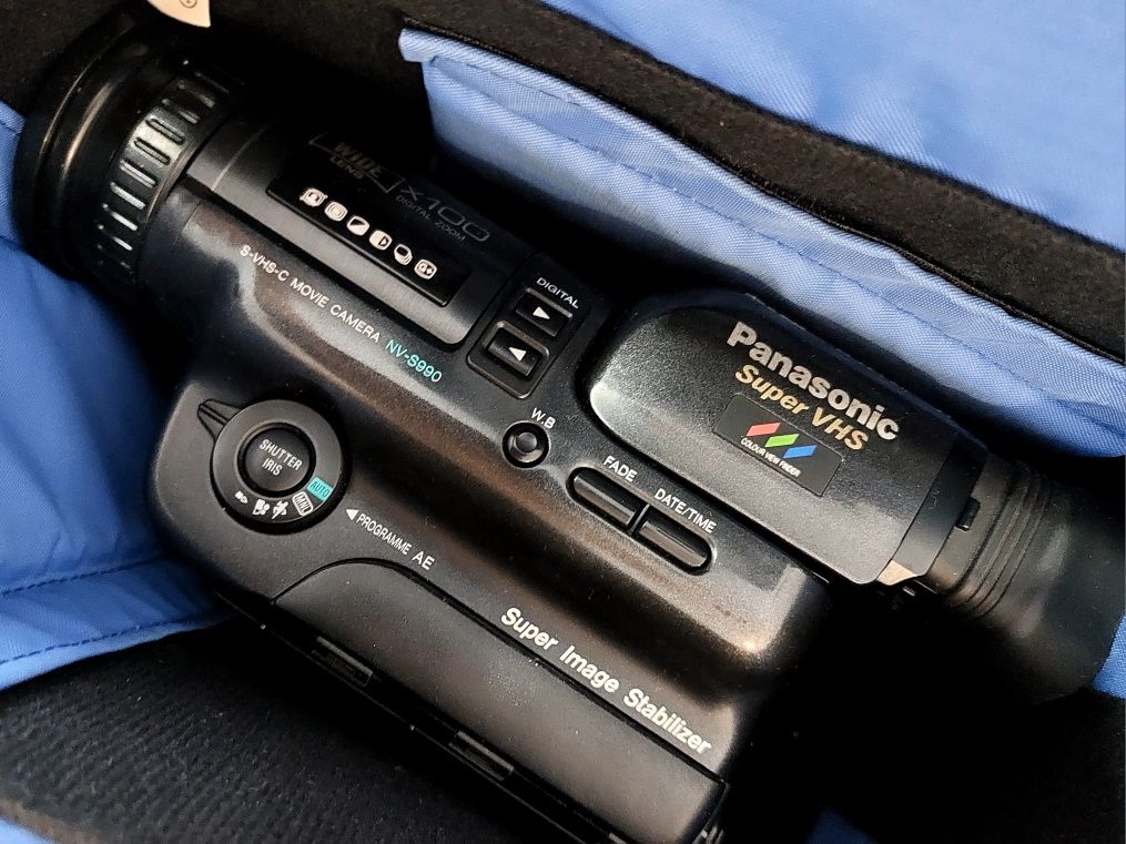 Panasonic камера за видеозаснемане,модел NV-S990