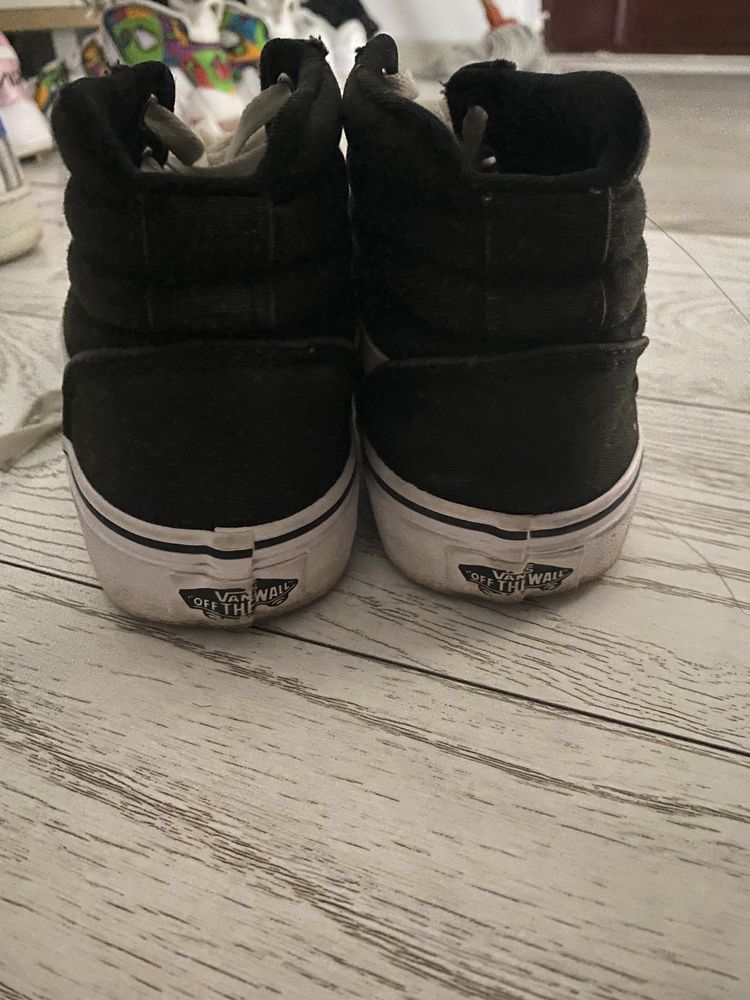 Adidasi vans simpli