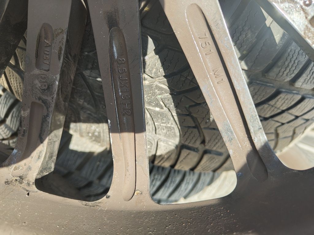 Гуми с джанти 19 за Mercedes и Audi, 5x112 ,235/35/19