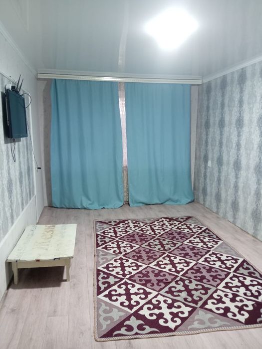 Сдаётся 2 комнатная квартира. В квартире е