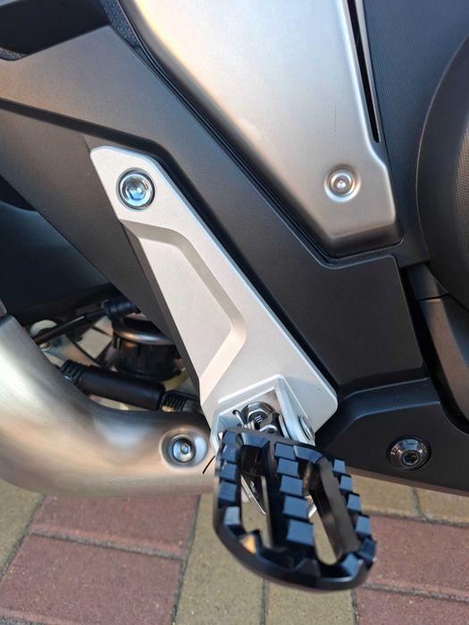 Оригинални Степенки Honda X-ADV 2021-2025