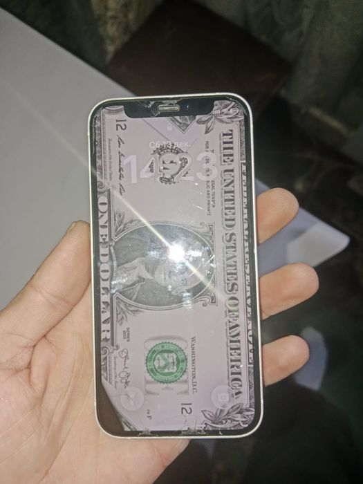 Продам 12 мини в отличном состояние