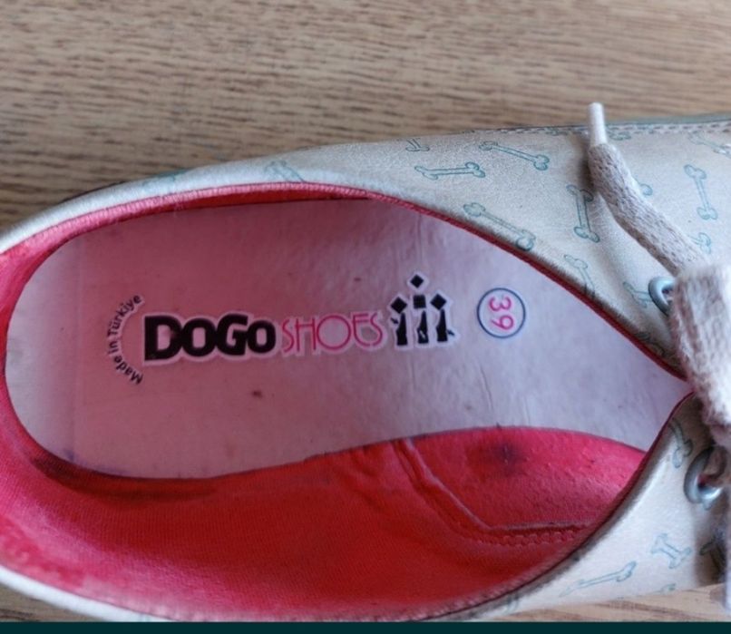 Patrizia Pepe, Sam Edelman, Aldo, Dogo shoes, Josef Seibel