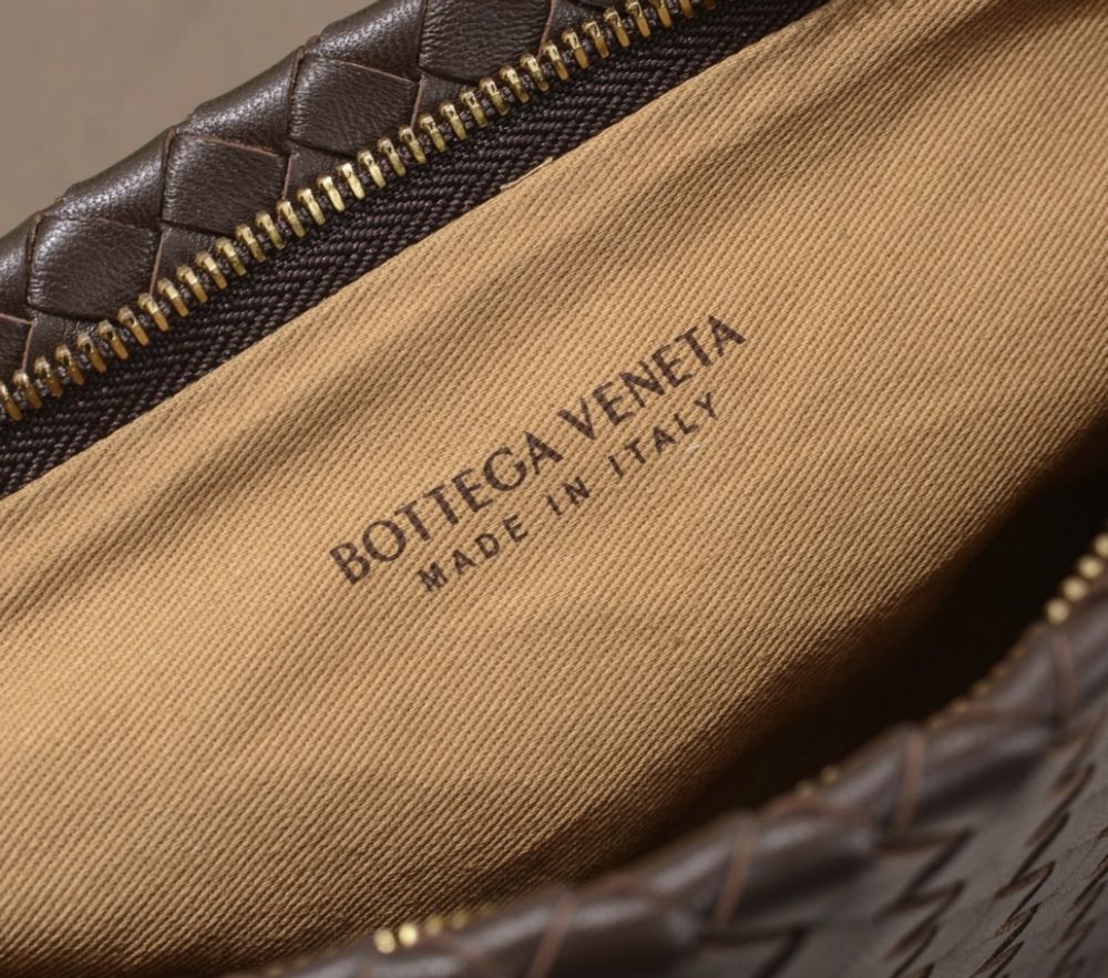 Bottega Veneta чанта