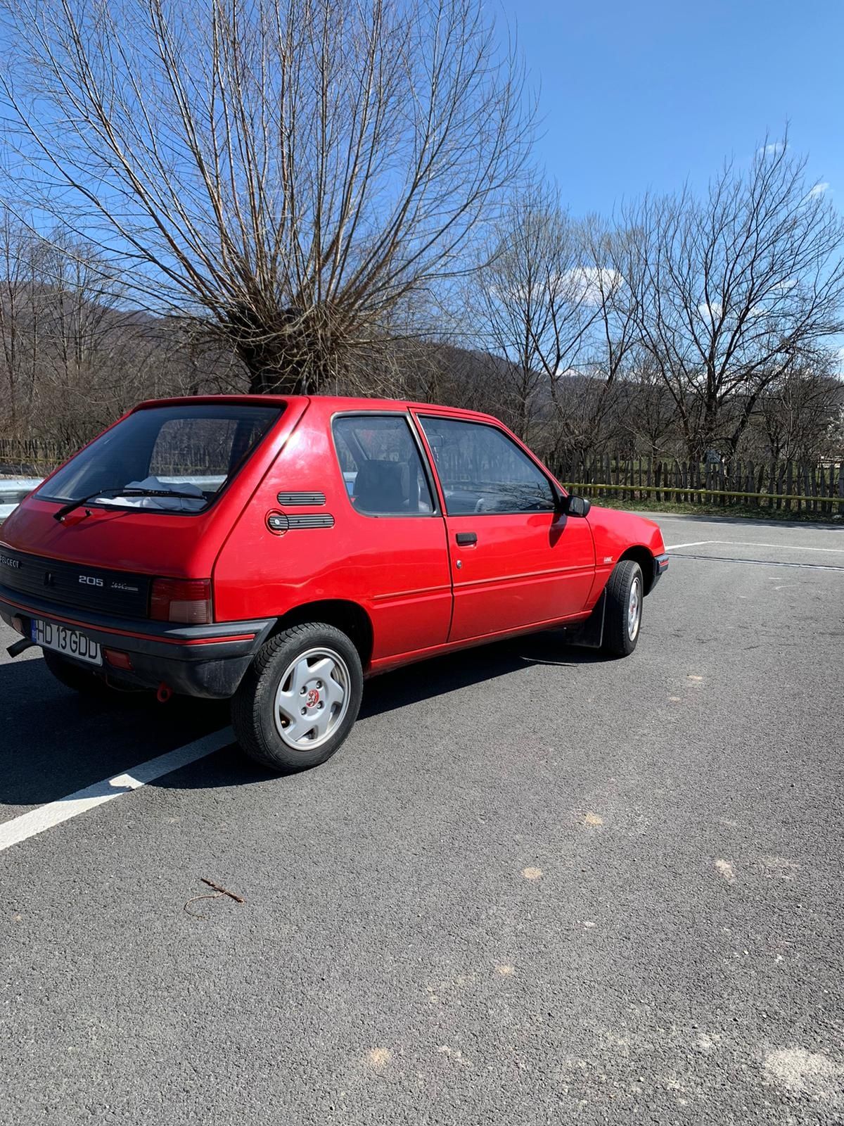 Peugeot 205 an fabricație 1991