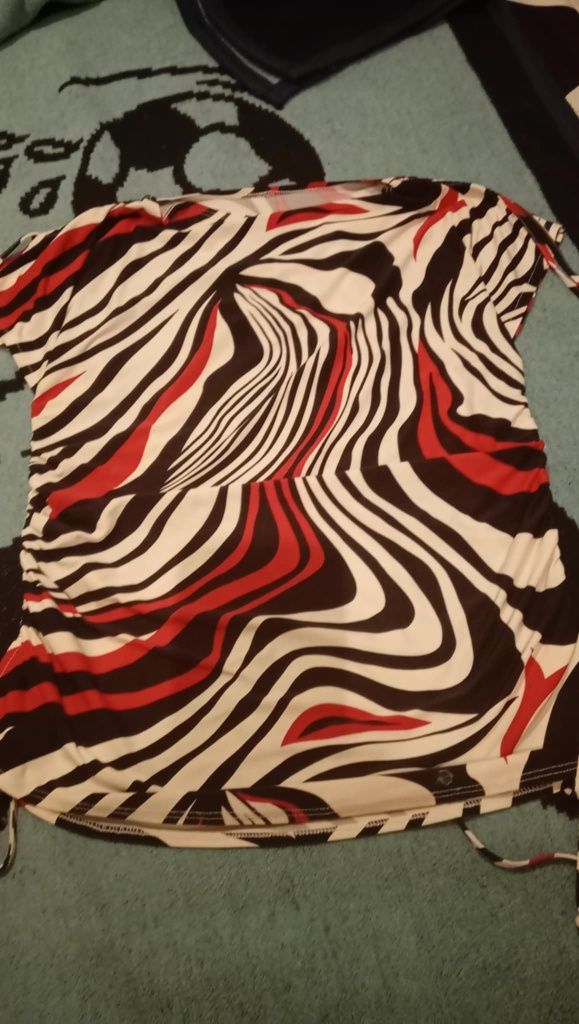Tricou dama pentru colanti