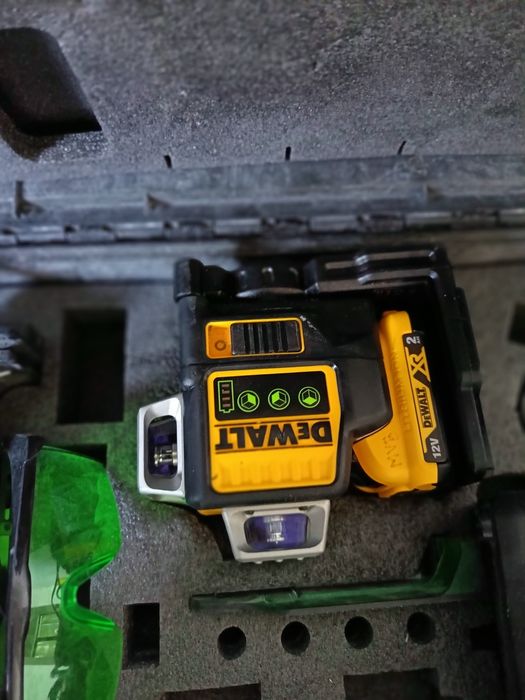 Laser Dewalt verde