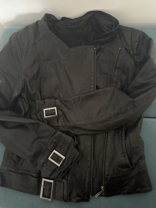 Продам натуральную кожанную куртка