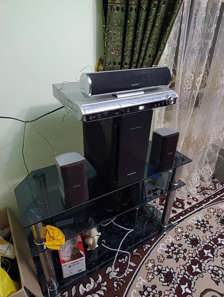 Panasonic domashniy kinoteatr xolati zur Disk Aux radio oʻqiydi