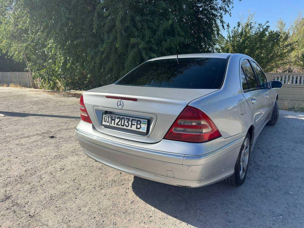 Mercedes-Benz С203