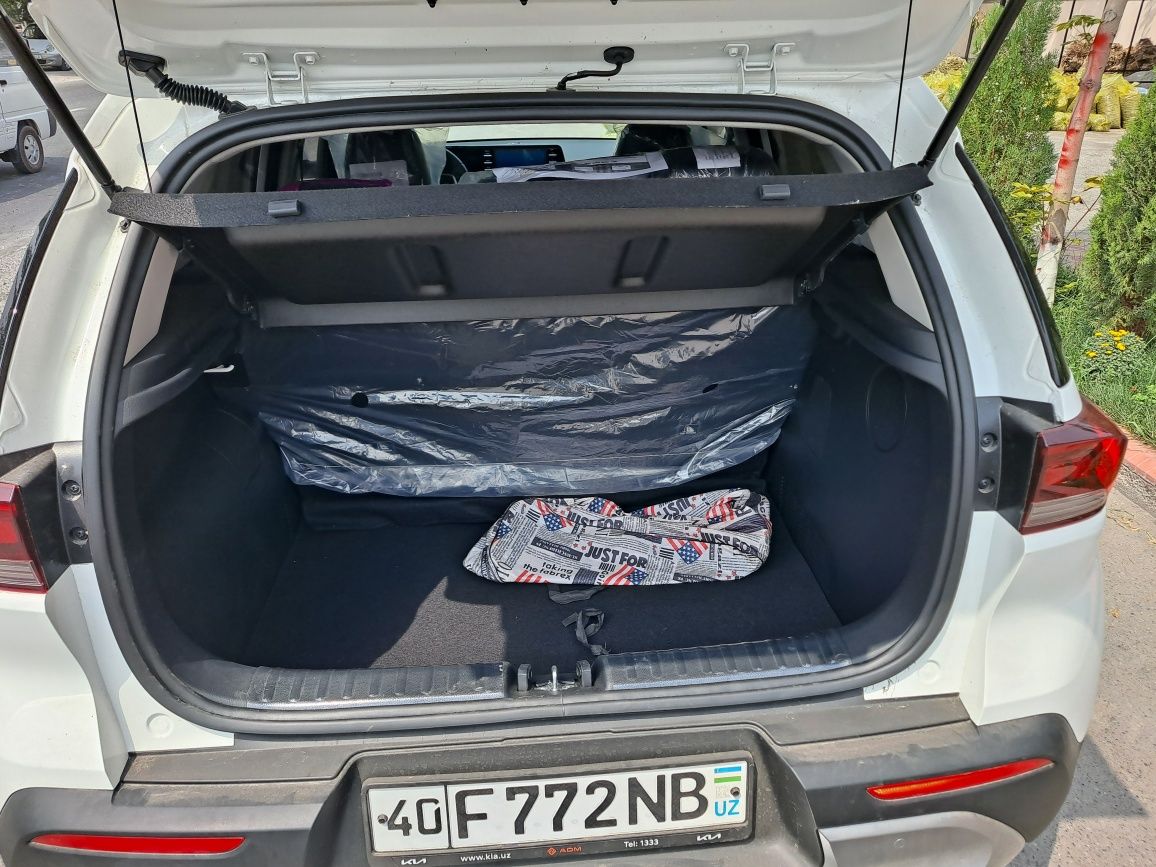 Kia sonet sotiladi 2024 masla 200 km yurgan