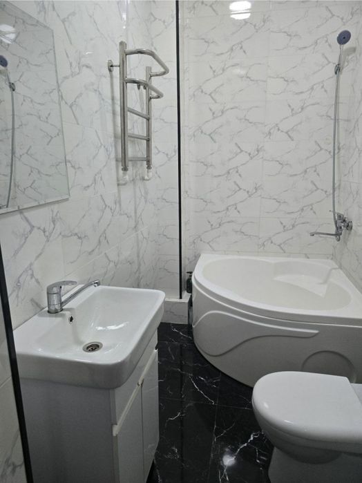 Срочно Срочно Срочно продаётся квартира Самом центре города успейте ку