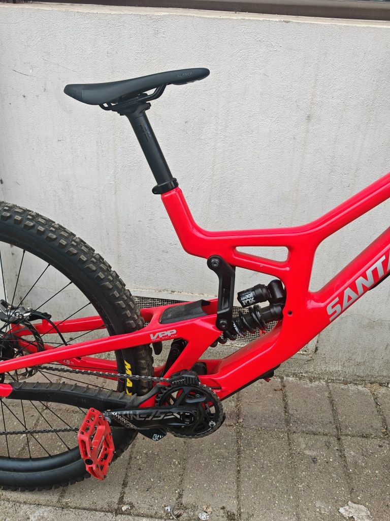 Santa cruz v10 cc