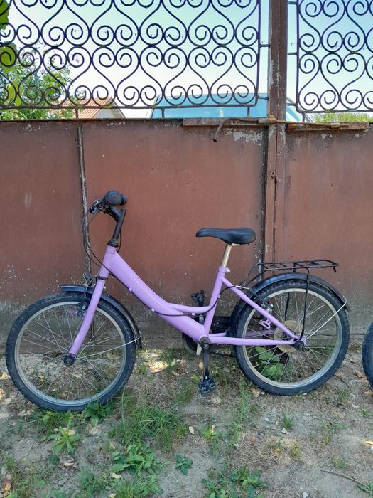 Vand biciclete si trotinete