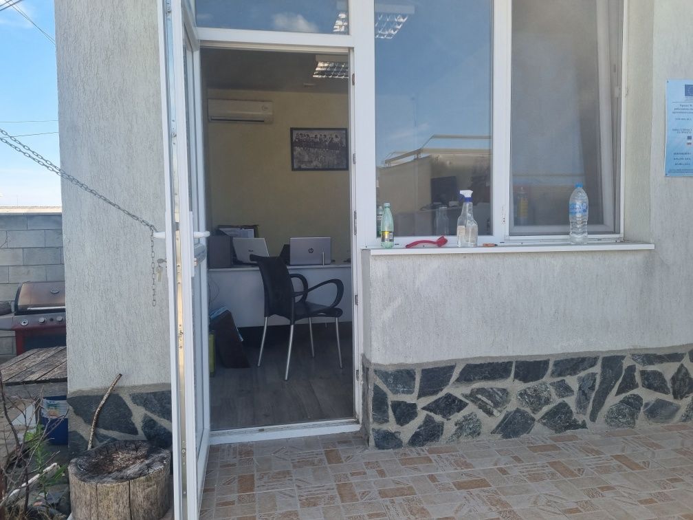 Продава се Магазин в Варна, Базар Левски - 893 кв.м за 370 €/кв.м - Снимка #11