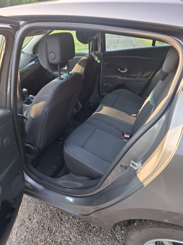 Vând Renault Megane