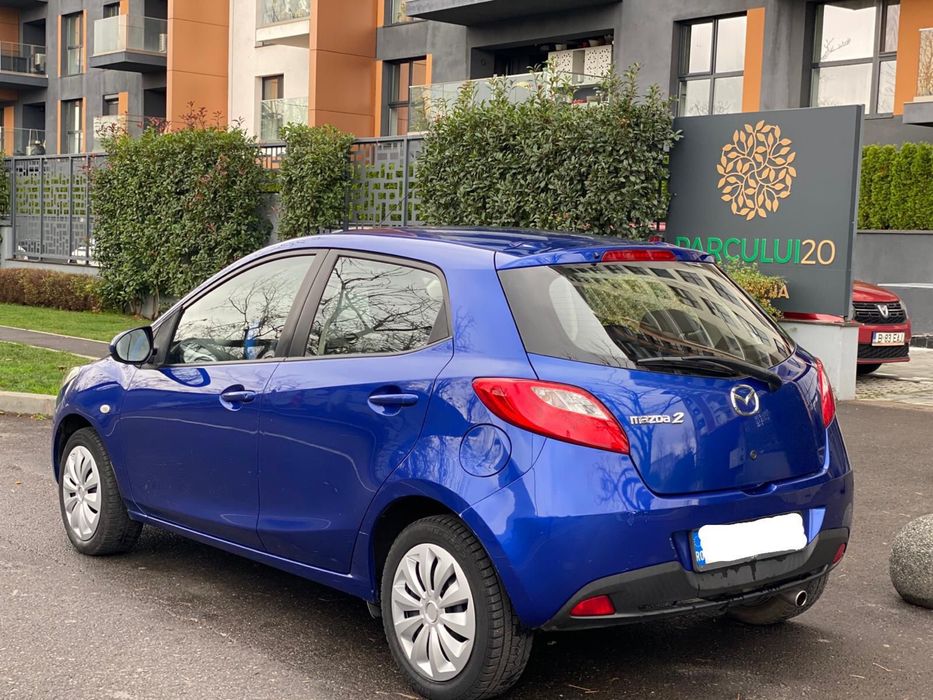 MAZDA 2  1.4 86 CP  110.000 km 2008