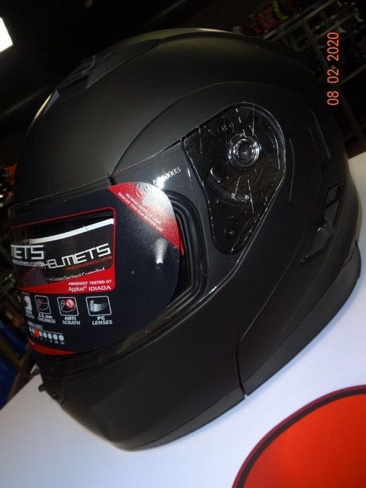 каска Mt helmets flux модуларна каска тъмни очила размери xs s l мотор