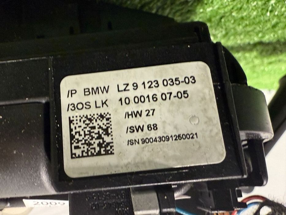 Ansamblu manete comenzi volan + spira 2009 bmw seria 1 lci 118d e87 2.0 diesel cod oem lz912303503