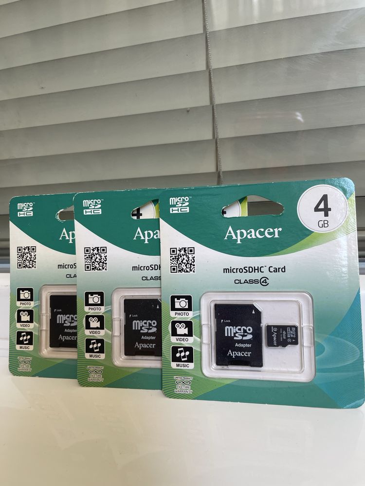 Карта памет Apacer 4 гб 3 броя