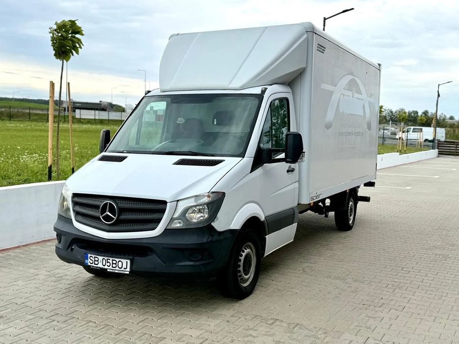 Mercedes Sprinter Cub cu lift