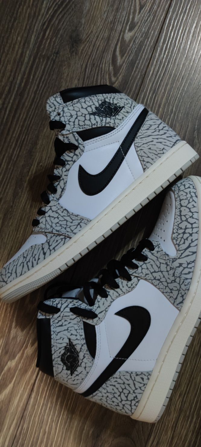 Air Jordan 1 Retro High OG White Cement