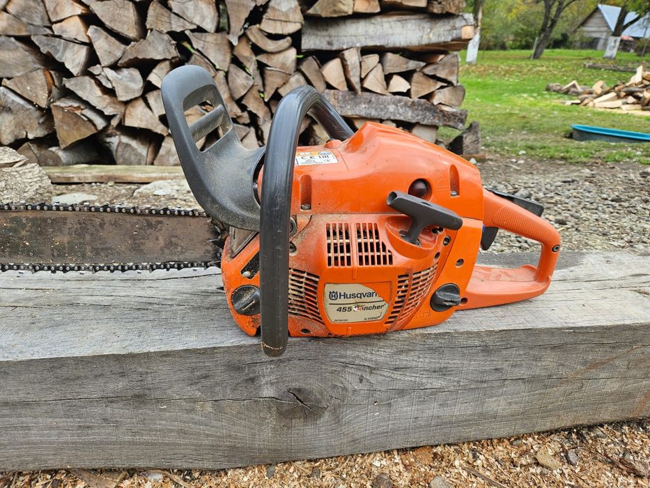 Drujbă Husqvarna 455 și miel