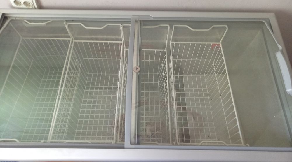 Продам морозилку