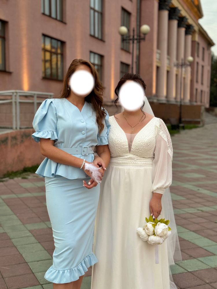 Свадебное плтаье