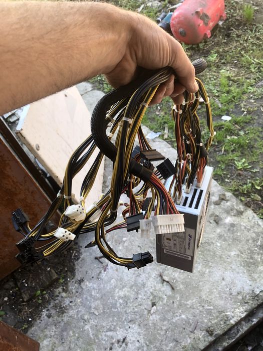 Vand pachet placi video mining si Surse