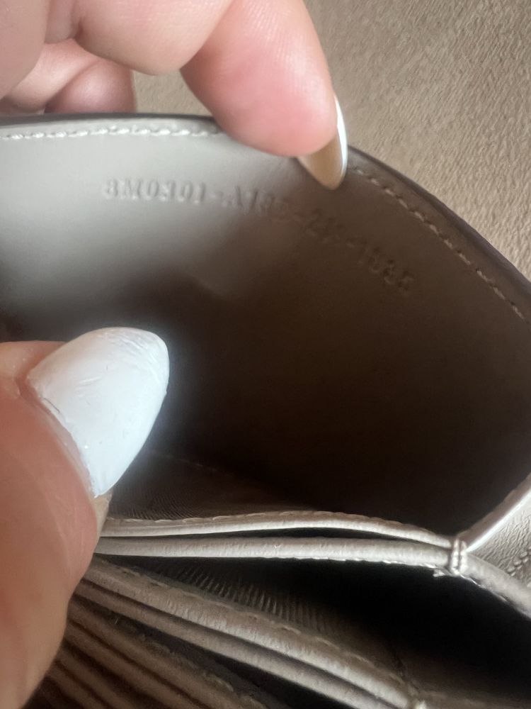 100% оригинален портфейл на Gucci, Fendi и Dolce gabbana !