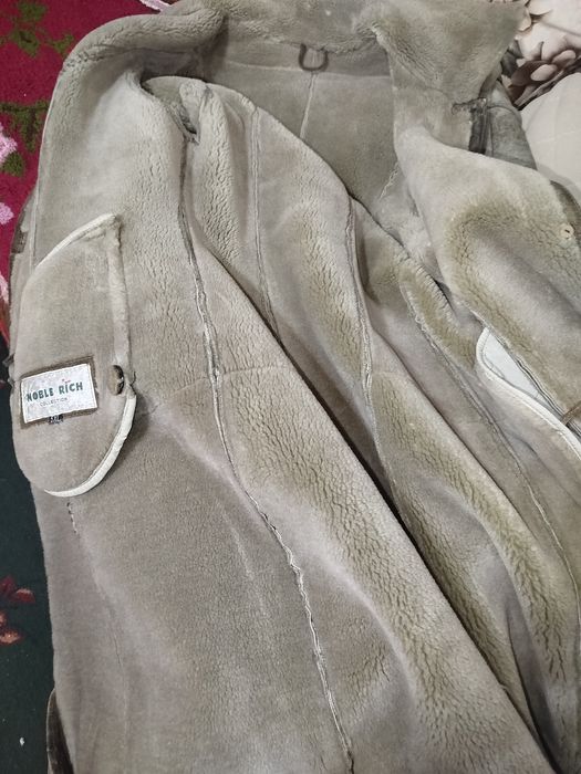 ПРОДАМ красивую,удобную, теплую ДУБЛЕНКУ