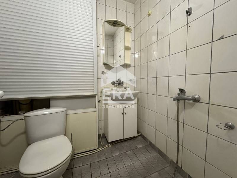 Продава се Двустаен апартамент в Силистра, Център - 62 кв.м за 1155 €/кв.м - Снимка #7