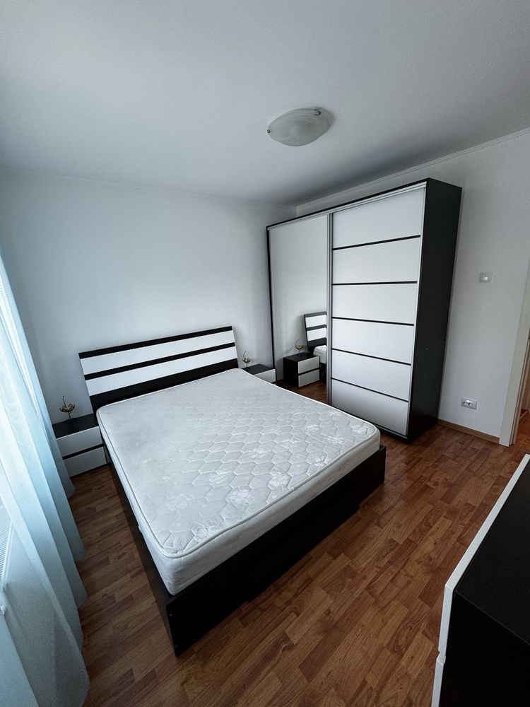 Apartament cu 3 camere, str Take Ionescu