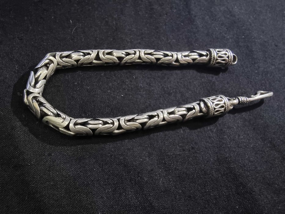 Сребърна гривна 925