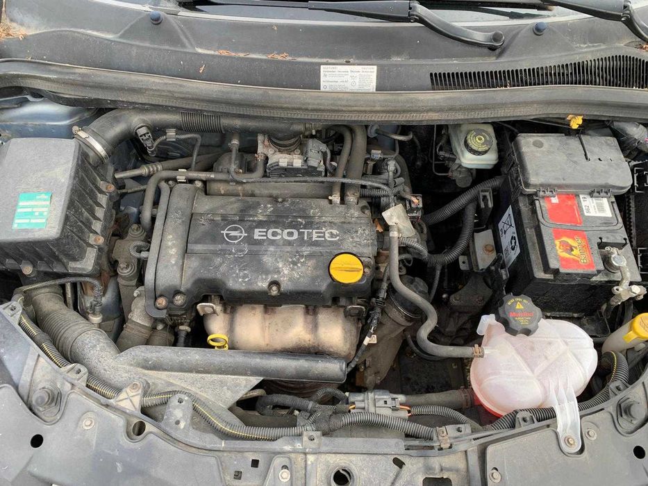 Vand Opel Corsa, 1.2 benzina, A/C functional, inmatriculat
