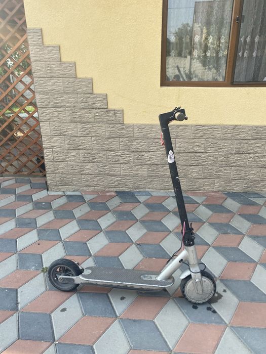 Trotineta Xiaomi pro