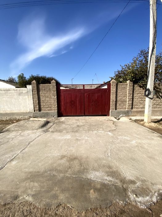 4 sotx Uy Sotiladi Galaquduq(Jukov)