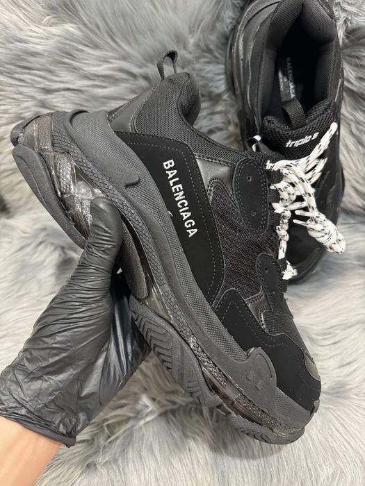 37-44 Balenciaga Triple S Black