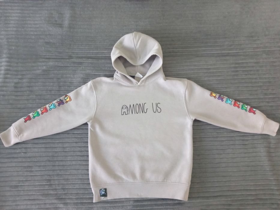 Vând hanorac Among Us 9 ani 134 cm