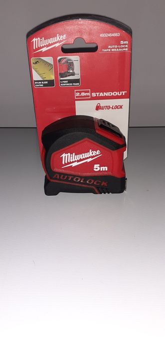 Ruleta Milwaukee 5m si 8m cu autoblocare