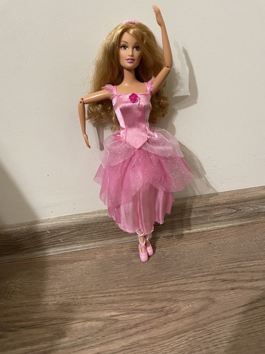 Barbie 12 Dancing Princesses Фелън